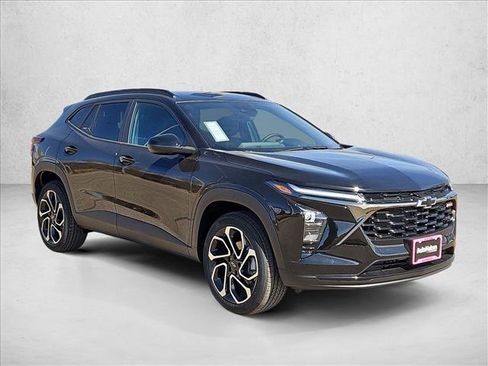 New 2026 Chevrolet Trax RS w/ Driver Confidence Package image 7