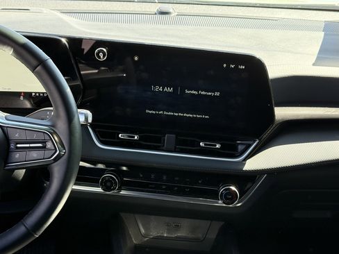 Used 2025 Chevrolet Equinox LT image 20