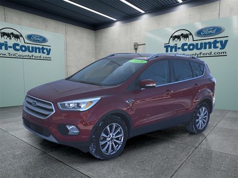 Used 2018 Ford Escape Titanium w/ Ford Safe & Smart Package image 3