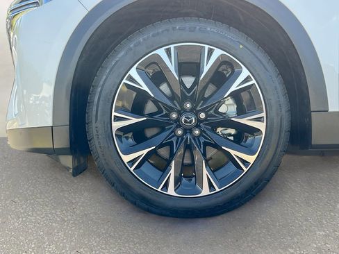 Used 2024 MAZDA CX-90 Plug-In Hybrid w/ Premium Pkg image 31