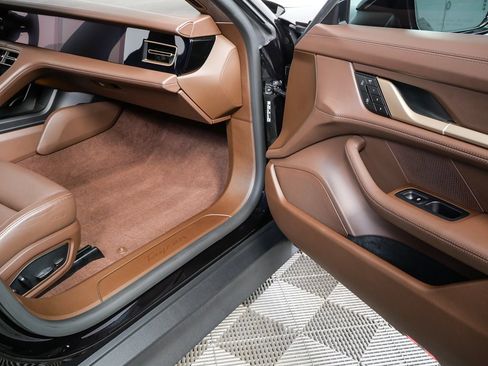 Certified 2023 Porsche Taycan image 22