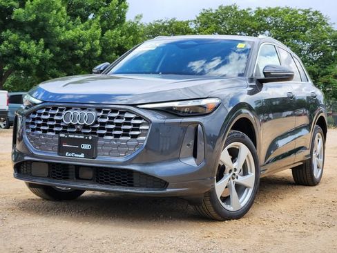 Used 2025 Audi Q5 Premium Plus w/ Premium Plus AWD/4WD image 1