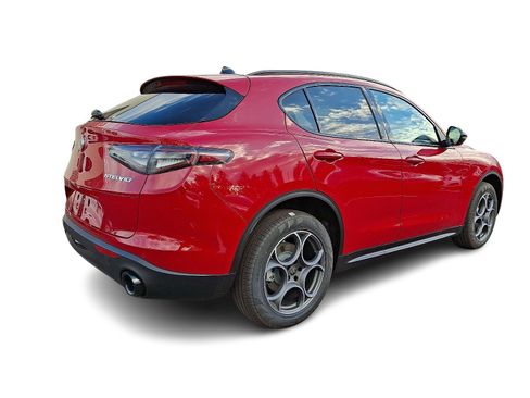 New 2025 Alfa Romeo Stelvio Sprint image 4