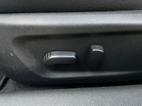 Used 2025 Nissan Altima 2.5 SV image 11