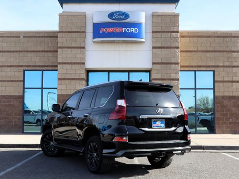 Used 2021 Lexus GX 460 Luxury w/ Sport Design Package image 8