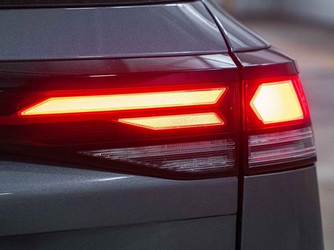 New 2025 Volkswagen Tiguan S image 6