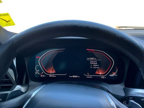 Used 2019 BMW 330i Sedan w/ Driving Assistance Package image 9