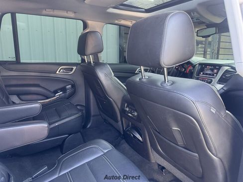 Used 2015 GMC Yukon Denali w/ Premium Package AWD/4WD image 29