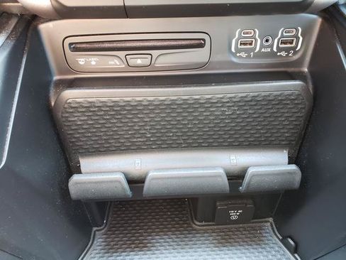 Used 2019 RAM 1500 Big Horn AWD/4WD image 18