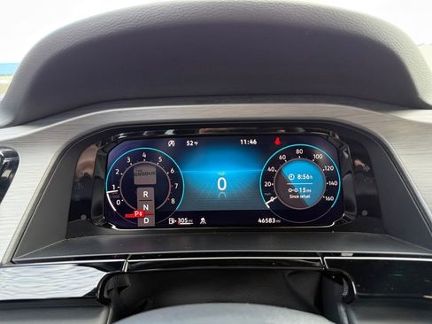 Used 2024 Volkswagen Atlas Cross Sport SE image 23