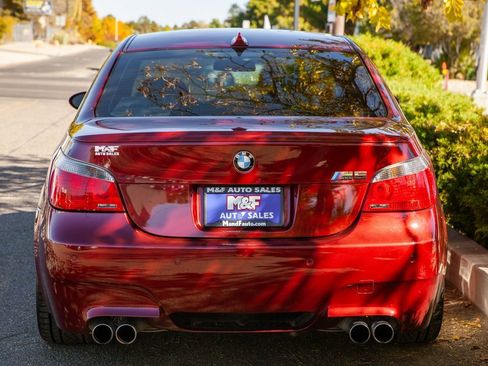 Used 2006 BMW M5 image 6