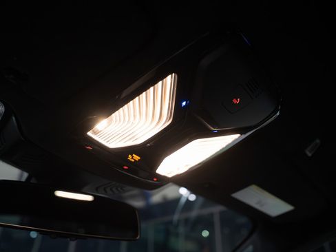 Used 2020 BMW M5 w/ Executive Package image 19