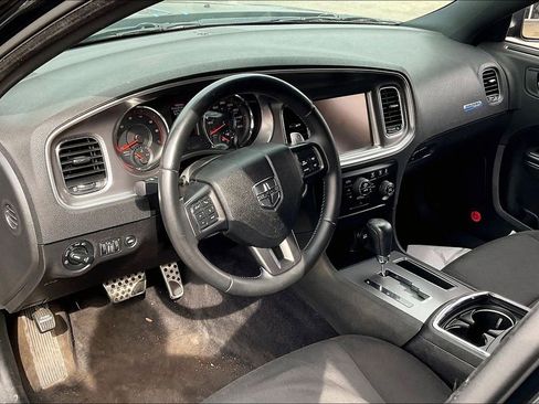 Used 2013 Dodge Charger R/T w/ Daytona Edition Group image 17