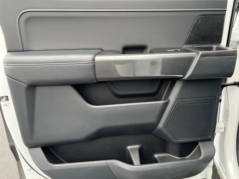 Used 2022 Ford F150 XLT w/ Equipment Group 302A High image 15