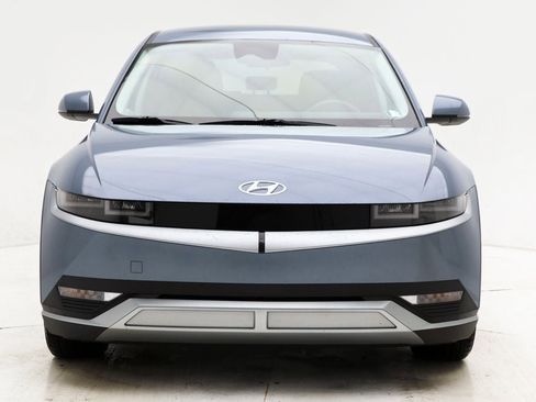 Used 2023 Hyundai Ioniq 5 SE w/ Cargo Package image 4