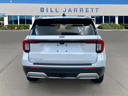 New 2026 Ford Explorer Platinum RWD image 5