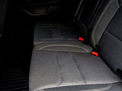 Used 2019 RAM 1500 Big Horn RWD image 26