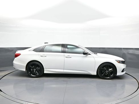 Certified 2022 Honda Accord Sport image 5
