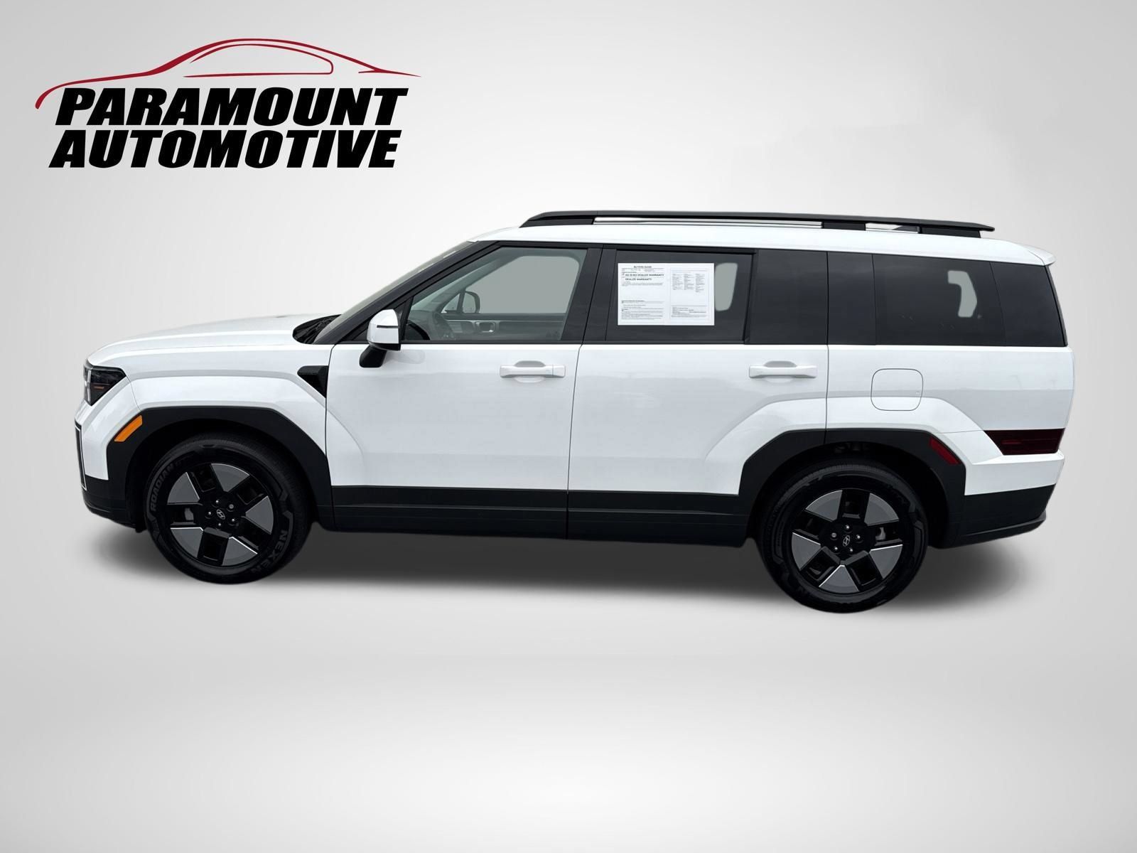 Used 2025 Hyundai Santa Fe SEL FWD image 4