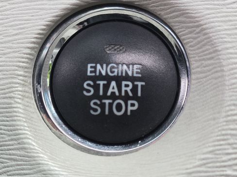 Used 2012 Toyota Sienna XLE w/ Premium Pkg FWD image 34
