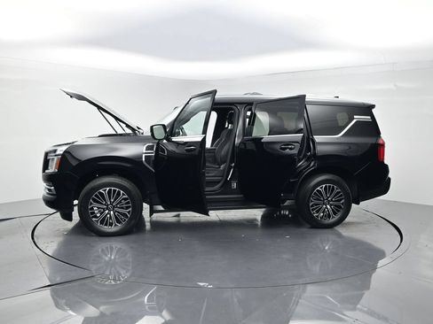 Used 2025 Nissan Armada SL w/ Captain's Chari Seat Package AWD/4WD image 29