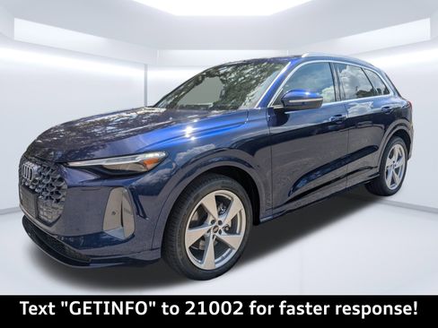 New 2025 Audi Q5 Prestige image 7