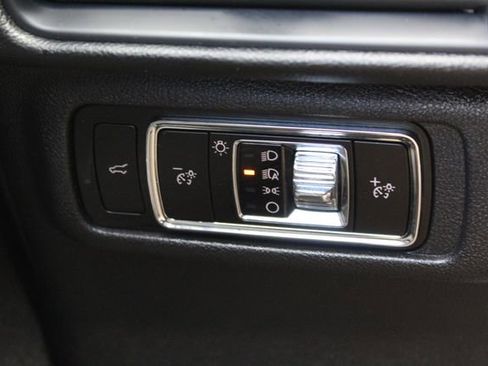 Certified 2023 Lincoln Corsair AWD w/ Equipment Group 101A image 20