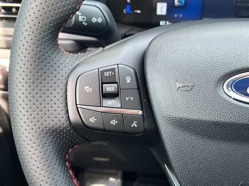 New 2026 Ford Escape ST-Line w/ Tech Pack #1 FWD image 21