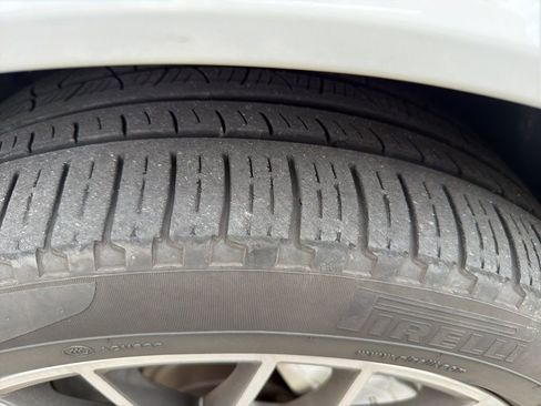 Used 2019 Porsche Cayenne AWD/4WD image 6