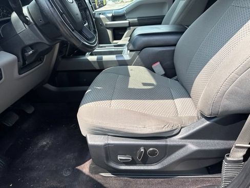 Used 2016 Ford F150 XLT w/ Equipment Group 302A Luxury AWD/4WD image 15