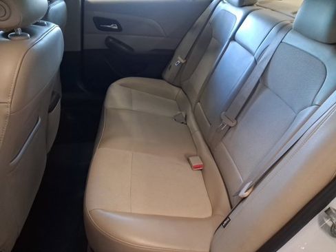 Used 2015 Chevrolet Malibu LT image 24