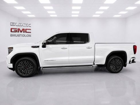 Used 2024 GMC Sierra 1500 Denali w/ Technology Package AWD/4WD image 5