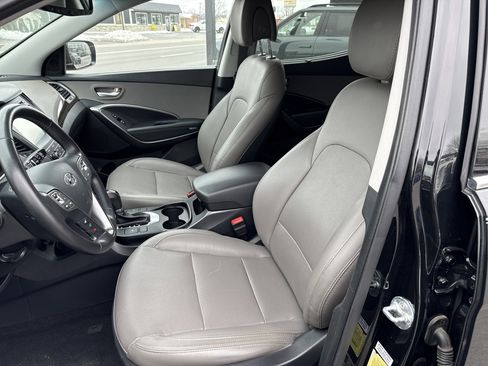 Used 2017 Hyundai Santa Fe Sport image 12