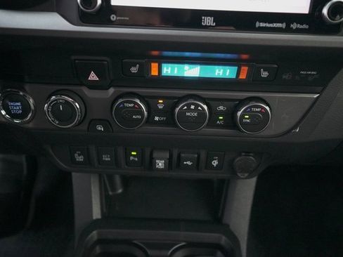 Certified 2023 Toyota Tacoma TRD Off-Road image 28