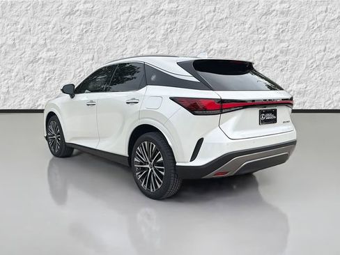 Used 2023 Lexus RX 350 Premium Plus w/ Cold Area Package FWD image 5