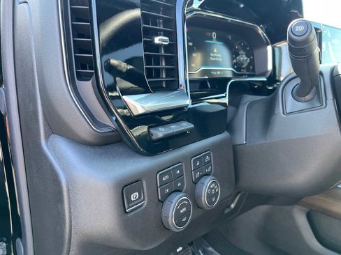 New 2025 Chevrolet Silverado 3500 High Country w/ Midnight Edition image 28