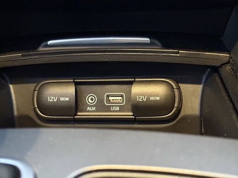 Used 2020 Kia Optima LX image 21