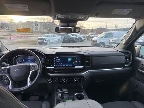 Used 2025 Chevrolet Silverado 1500 RST w/ Dark Appearance Package image 34