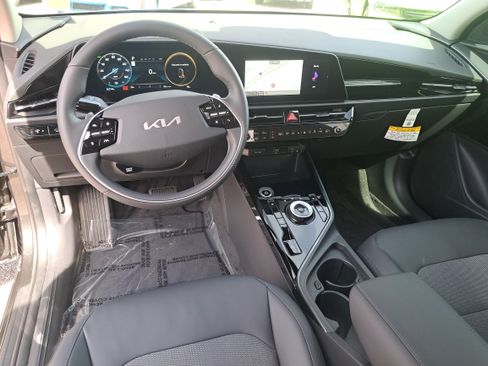 New 2024 Kia Niro Wind image 16