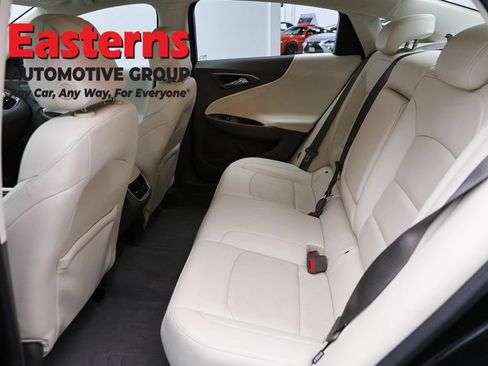 Used 2024 Chevrolet Malibu LT FWD image 23