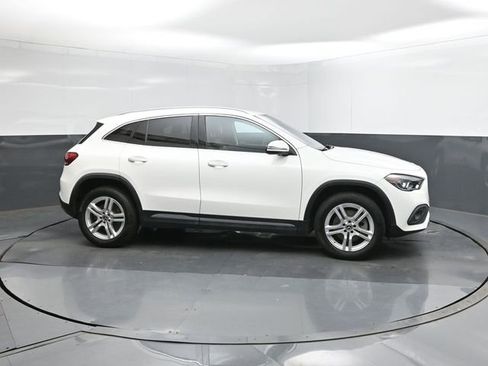 Used 2023 Mercedes-Benz GLA 250 image 11