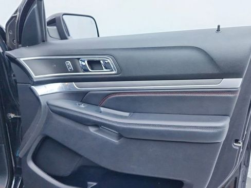 Used 2019 Ford Explorer Sport image 20