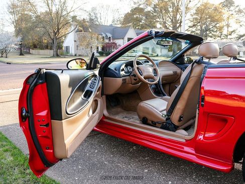 Used 1994 Ford Mustang GT image 42