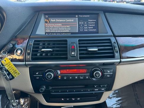 Used 2008 BMW X5 3.0si image 11