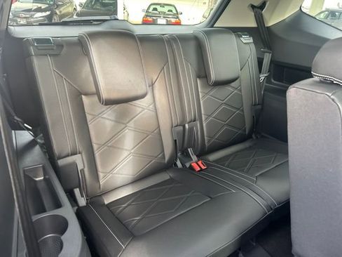 New 2026 Volkswagen Atlas SE image 12