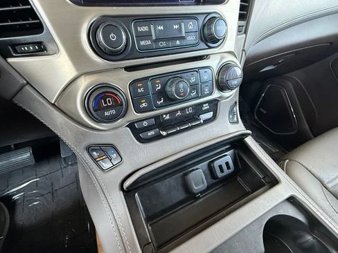Used 2019 GMC Yukon XL Denali w/ Denali Ultimate Package RWD image 27