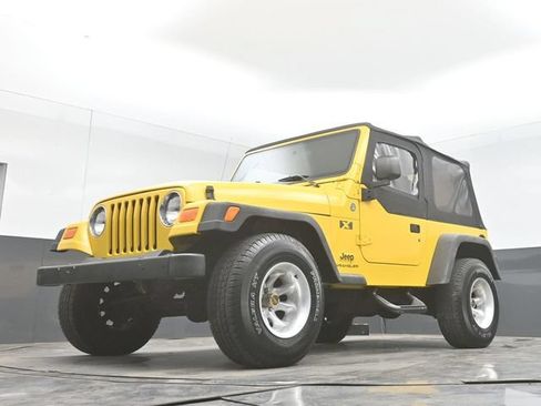 Used 2006 Jeep Wrangler X AWD/4WD image 37