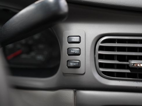 Used 2007 Ford Taurus SE image 23