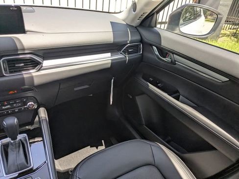 New 2025 MAZDA CX-5 AWD 2.5 S w/ Premium Plus Pkg image 15
