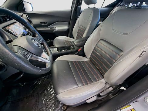 Used 2023 Nissan Kicks SR w/ SR Premium Package FWD image 11
